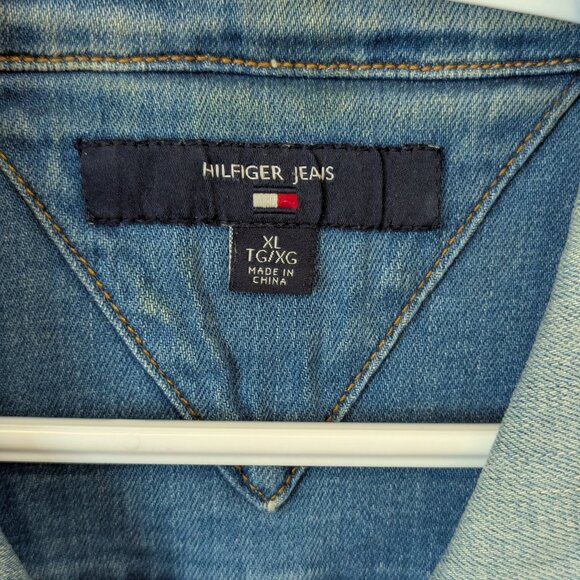 Tommy Hilfiger's Embroidered Jeans Jacket (XL) - Picture 7 of 11